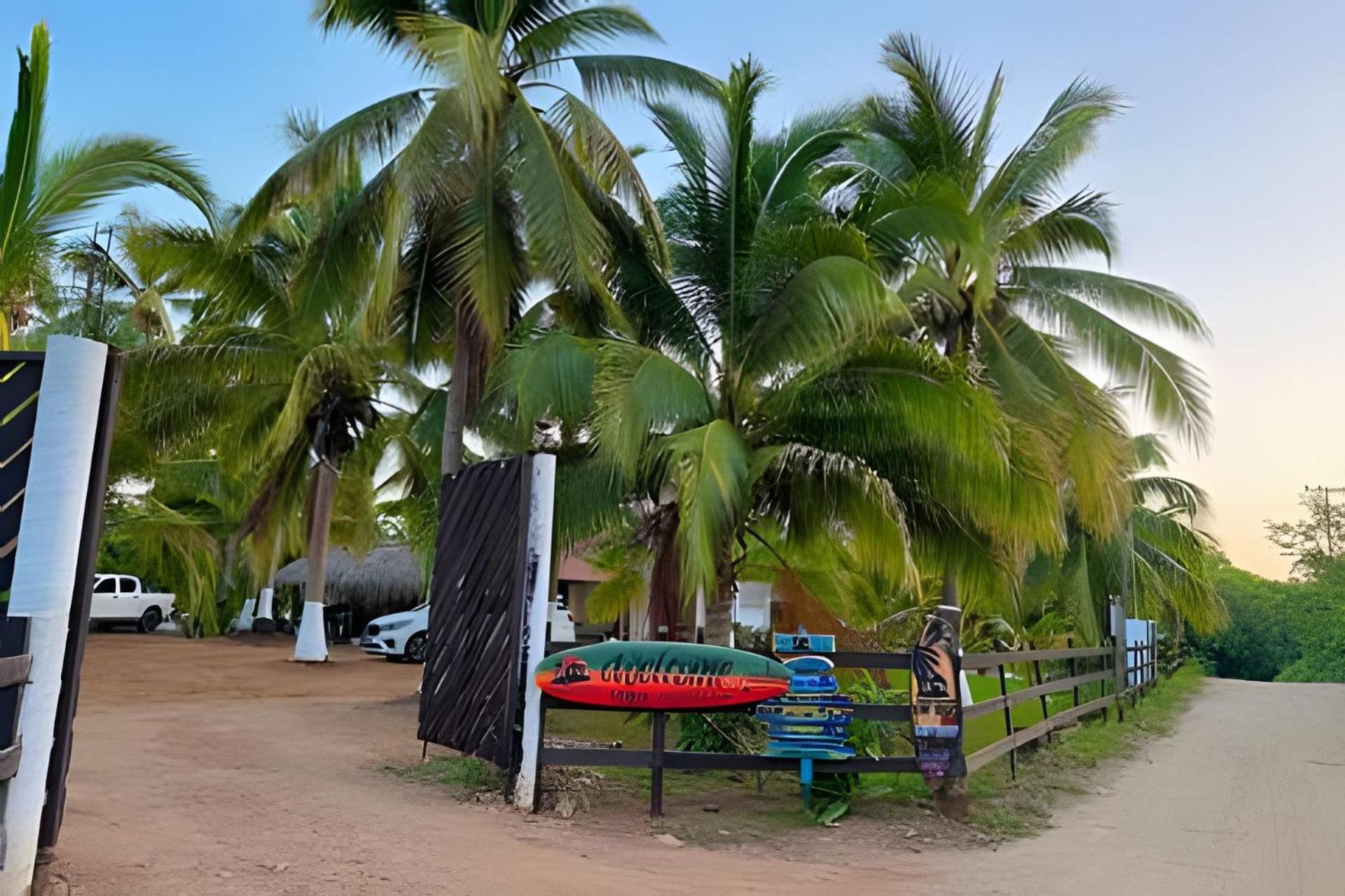 זיהואטנחו Casa Las Palmas Playa La Saladita מראה חיצוני תמונה